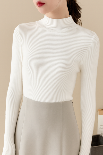 Ava | Knitted Mock Neck Sweater